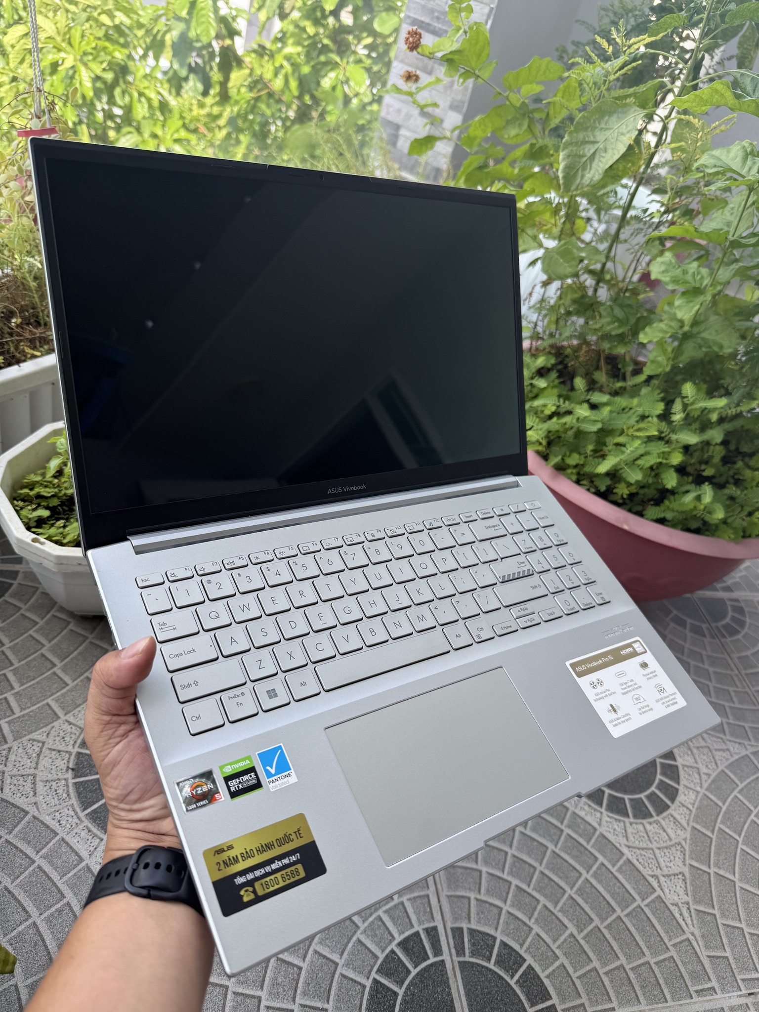 Laptop ASUS VivoBook Pro 15 OLED M6500QC-MA002W 4